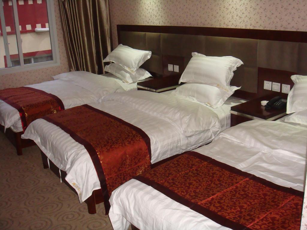 Jiuzhaigou Man Jiang Hong Hotel جيوتشايقو الغرفة الصورة